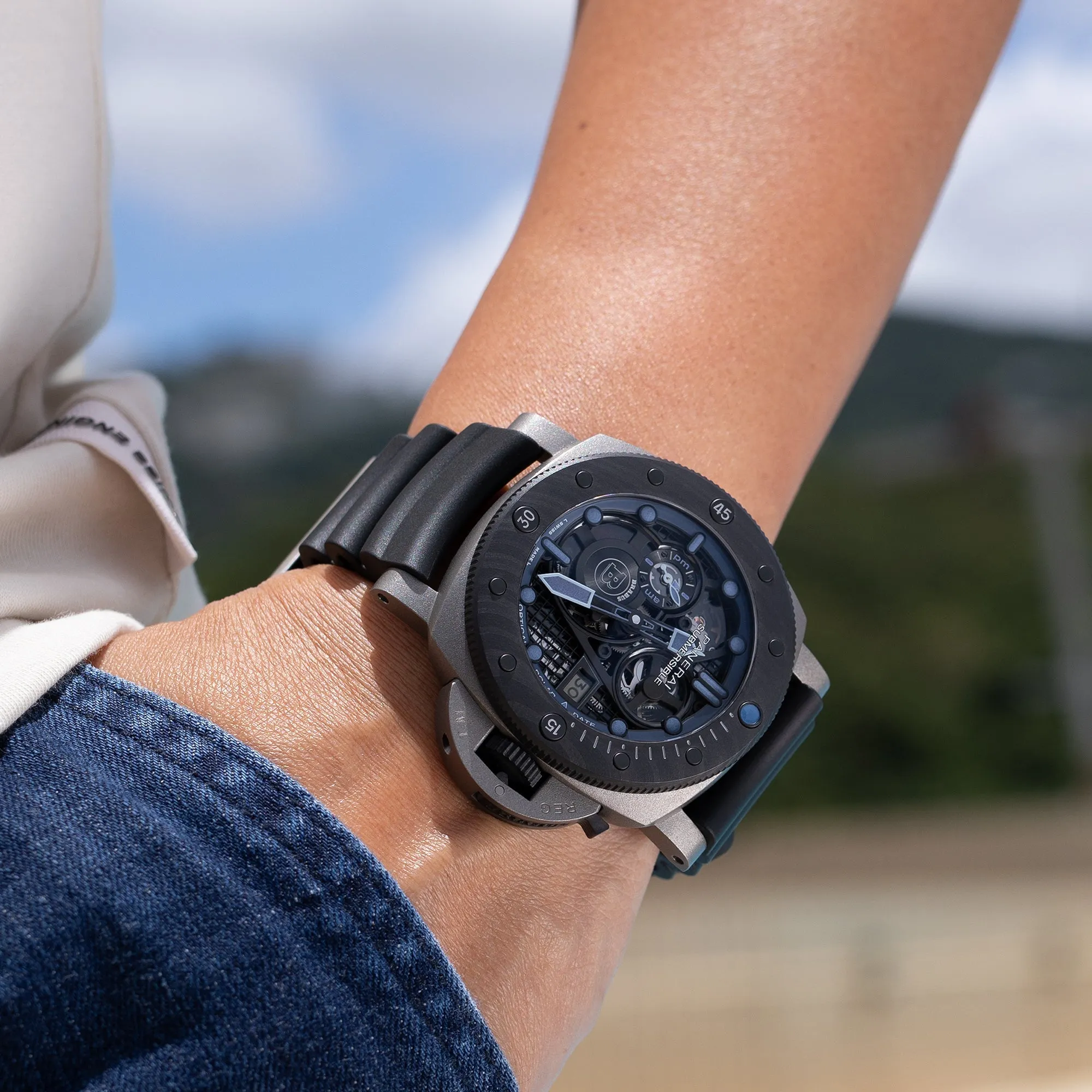 26mm Q.R. Firewave Resilient Curved End FKM rubber Watch Strap, Black