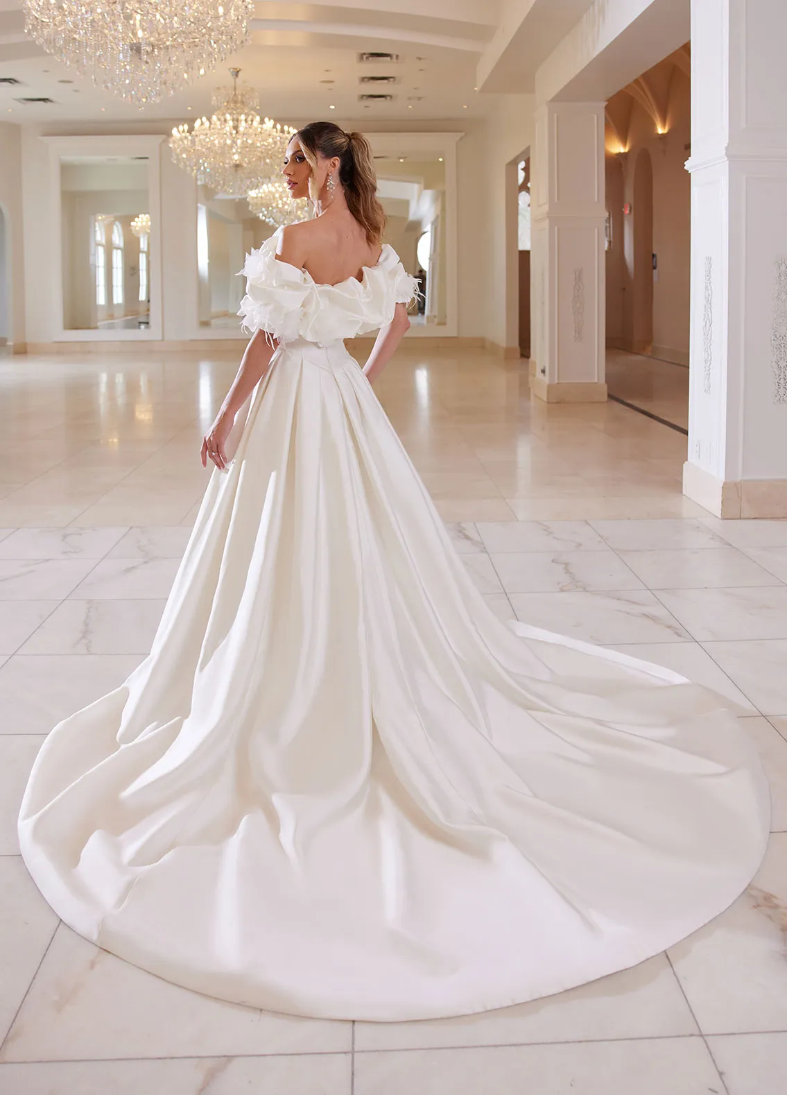 Ashley & Justin: Estella - 11230 (Clearance)