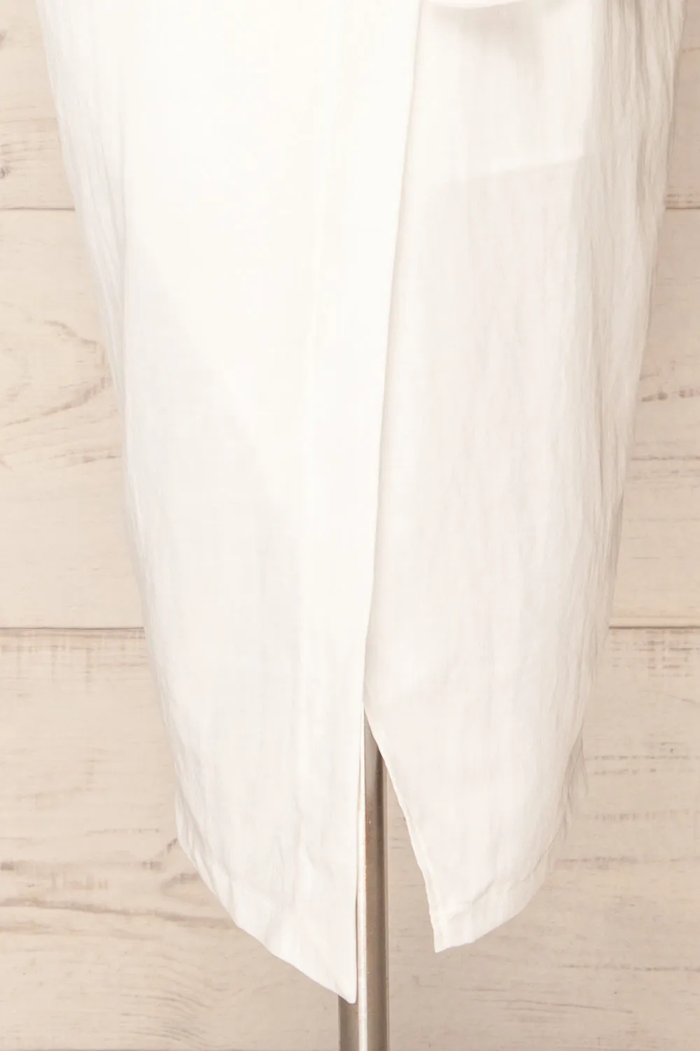 Junin White | Short Sleeve Wrap Midi Dress